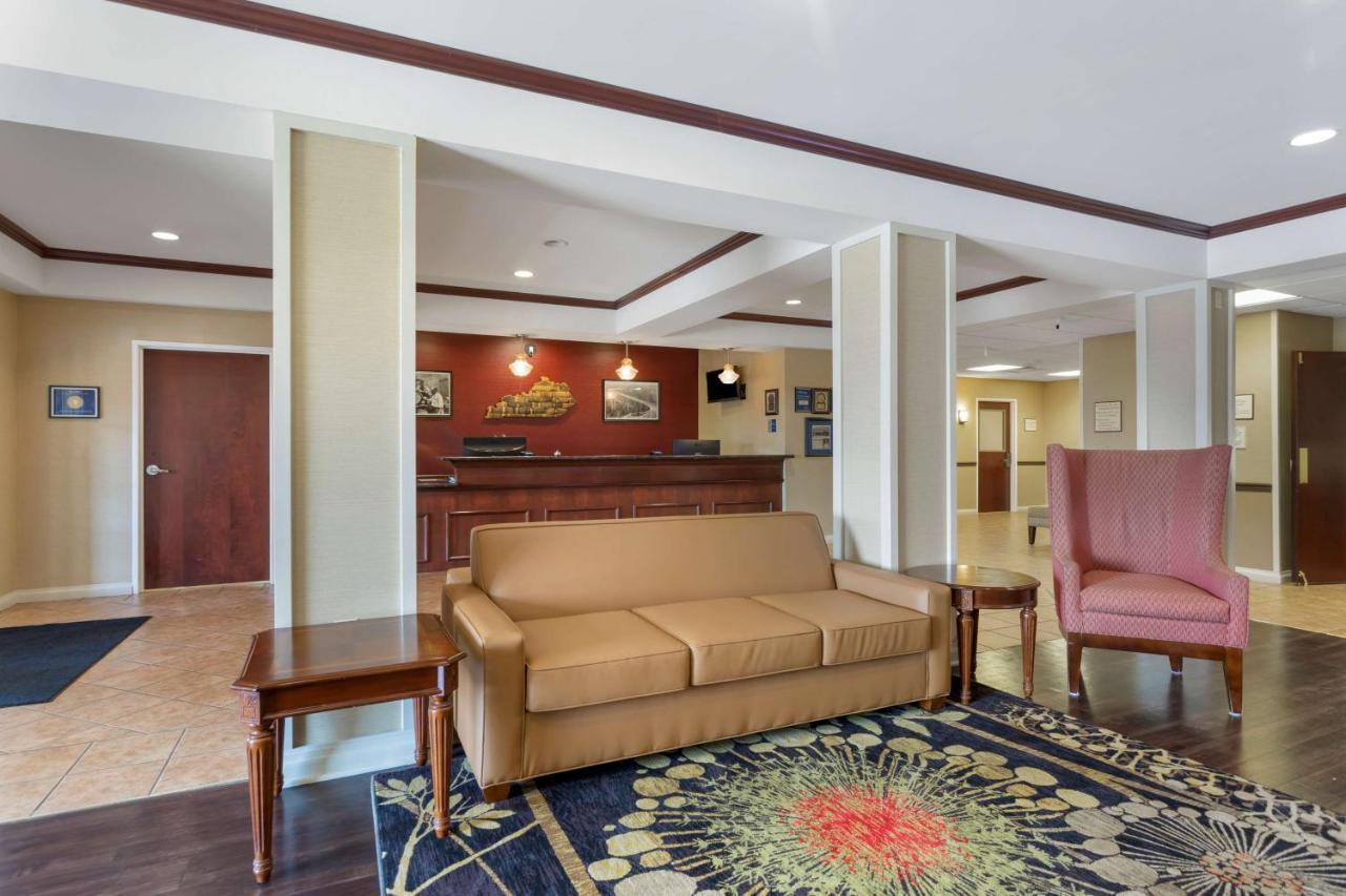 Best Western Lawrenceburg Inn Exterior photo